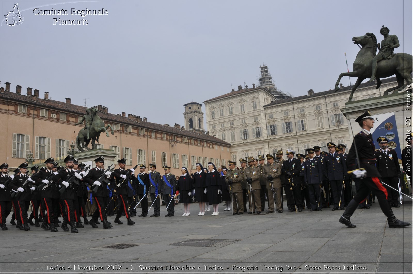 Torino 4 Novembre 2017 - Il Quattro Novembre a Torino - Progetto Tracing Bus - Croce Rossa Italiana- Comitato Regionale del Piemonte