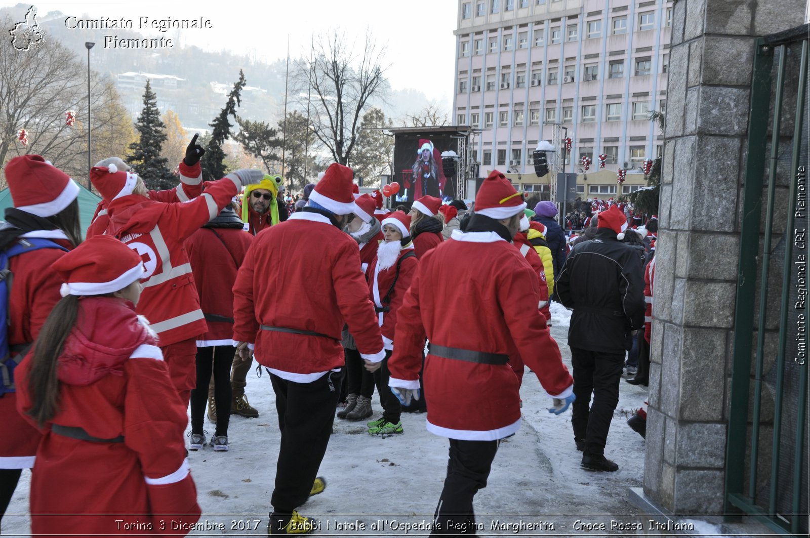 Torino 3 Dicembre 2017 - I Babbi Natale all'Ospedale Regina Margherita - Croce Rossa Italiana- Comitato Regionale del Piemonte