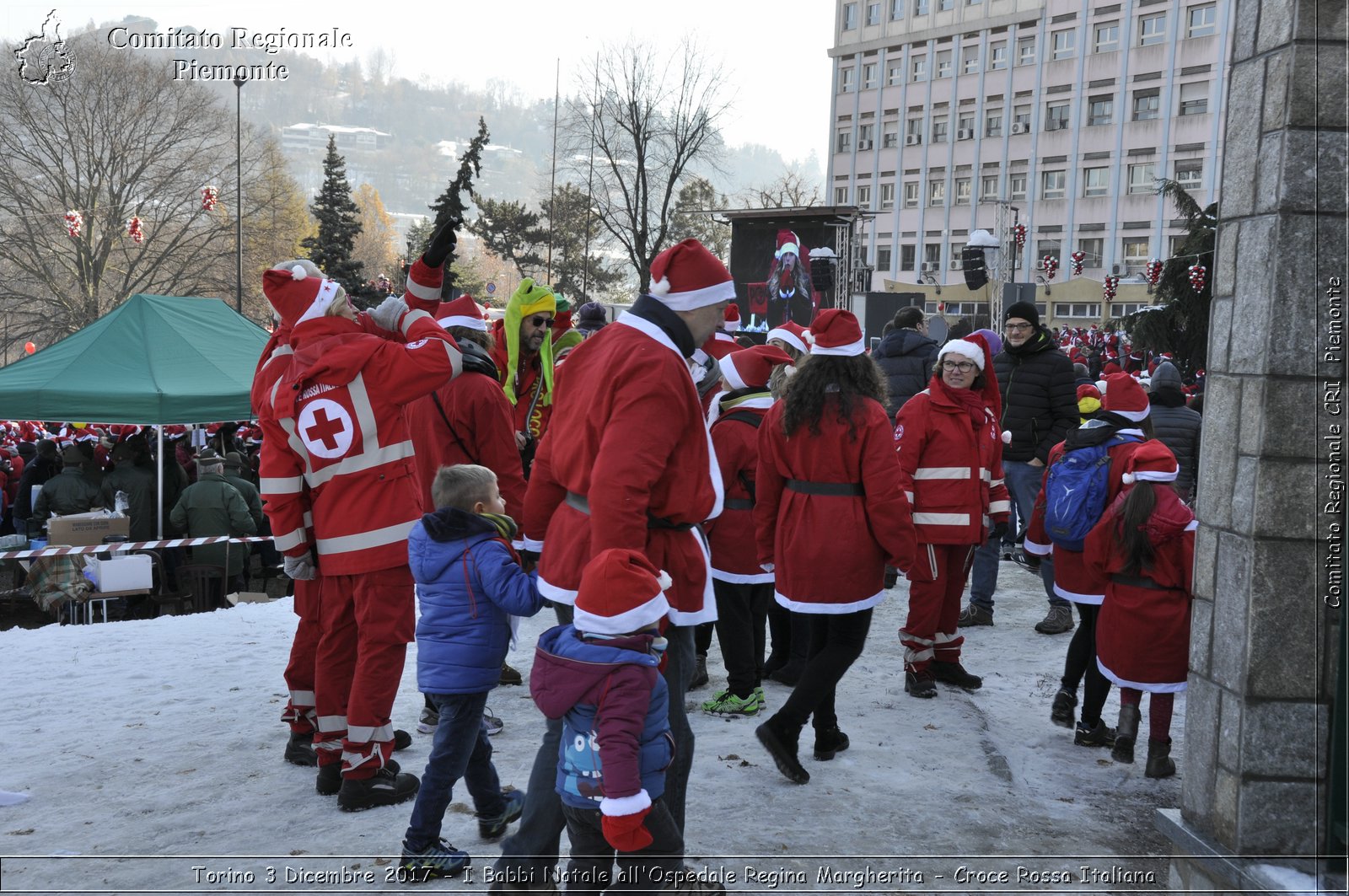 Torino 3 Dicembre 2017 - I Babbi Natale all'Ospedale Regina Margherita - Croce Rossa Italiana- Comitato Regionale del Piemonte