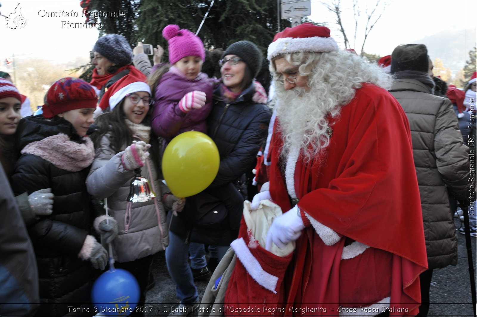 Torino 3 Dicembre 2017 - I Babbi Natale all'Ospedale Regina Margherita - Croce Rossa Italiana- Comitato Regionale del Piemonte