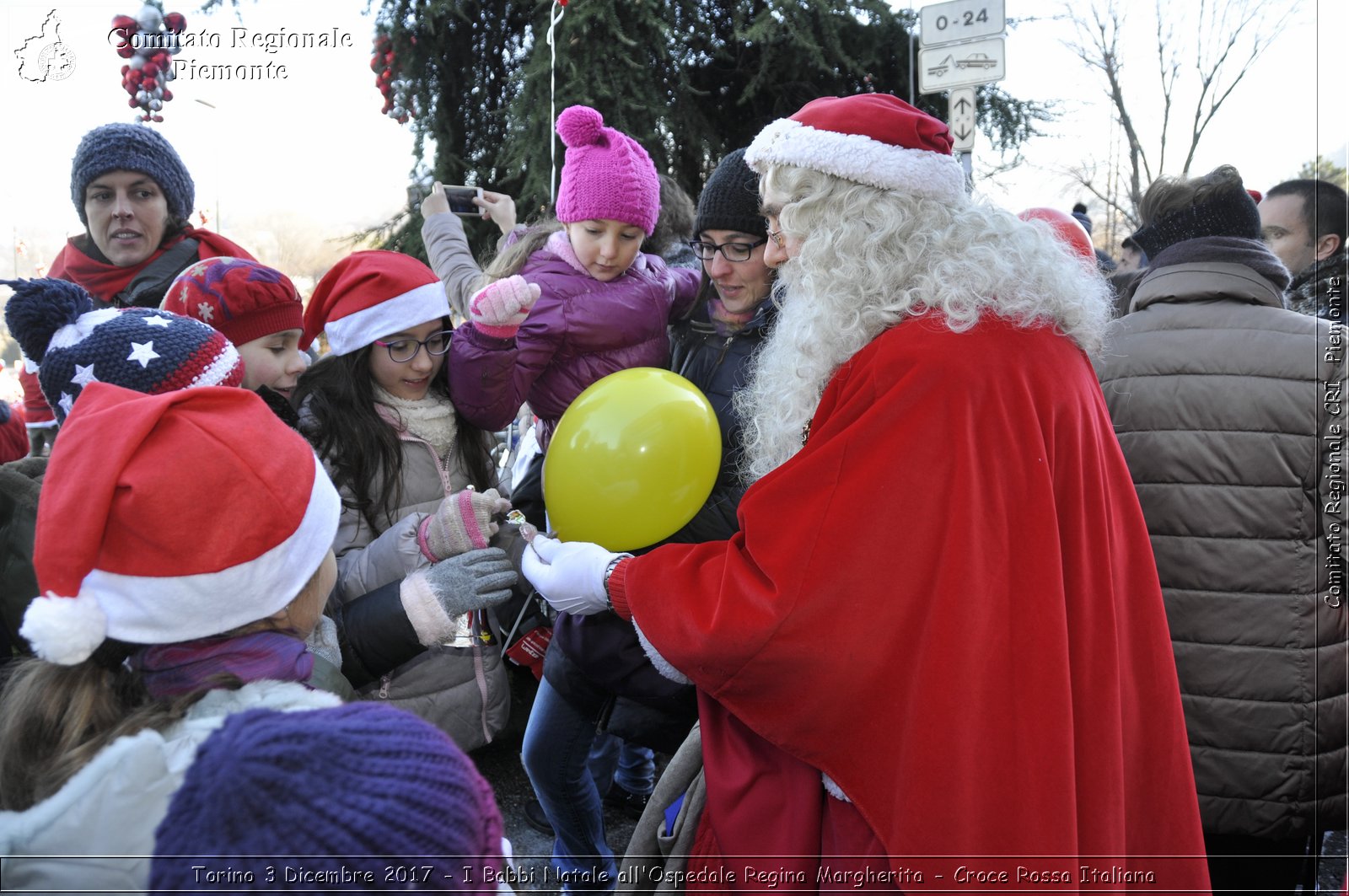 Torino 3 Dicembre 2017 - I Babbi Natale all'Ospedale Regina Margherita - Croce Rossa Italiana- Comitato Regionale del Piemonte