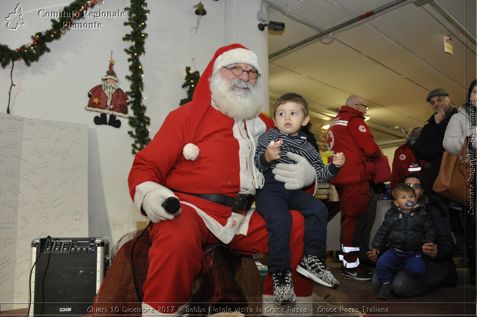 Chieri 10 Dicembre 2017 - Babbo Natale visita la Croce Rossa - Croce Rossa Italiana- Comitato Regionale del Piemonte