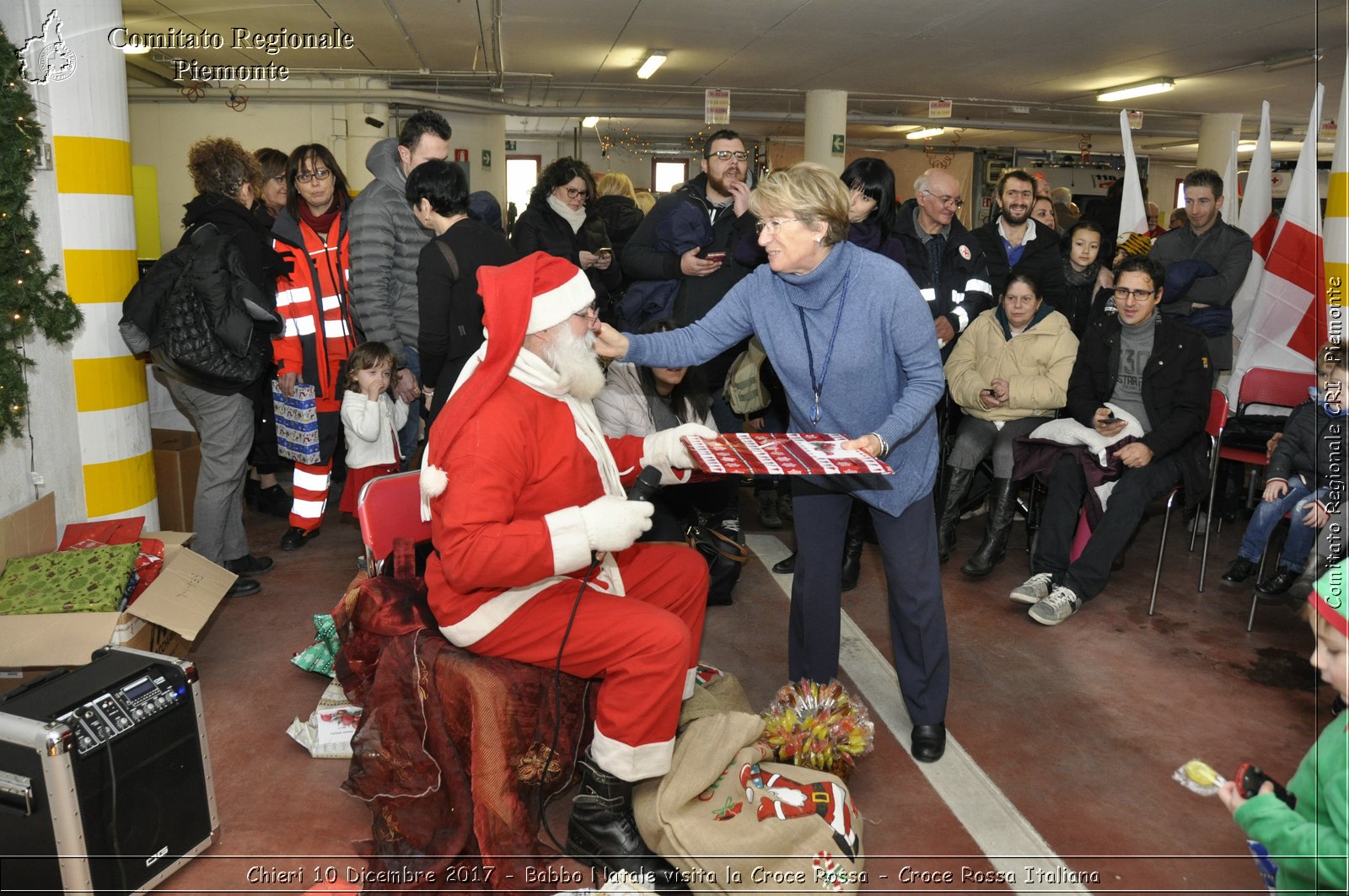 Chieri 10 Dicembre 2017 - Babbo Natale visita la Croce Rossa - Croce Rossa Italiana- Comitato Regionale del Piemonte