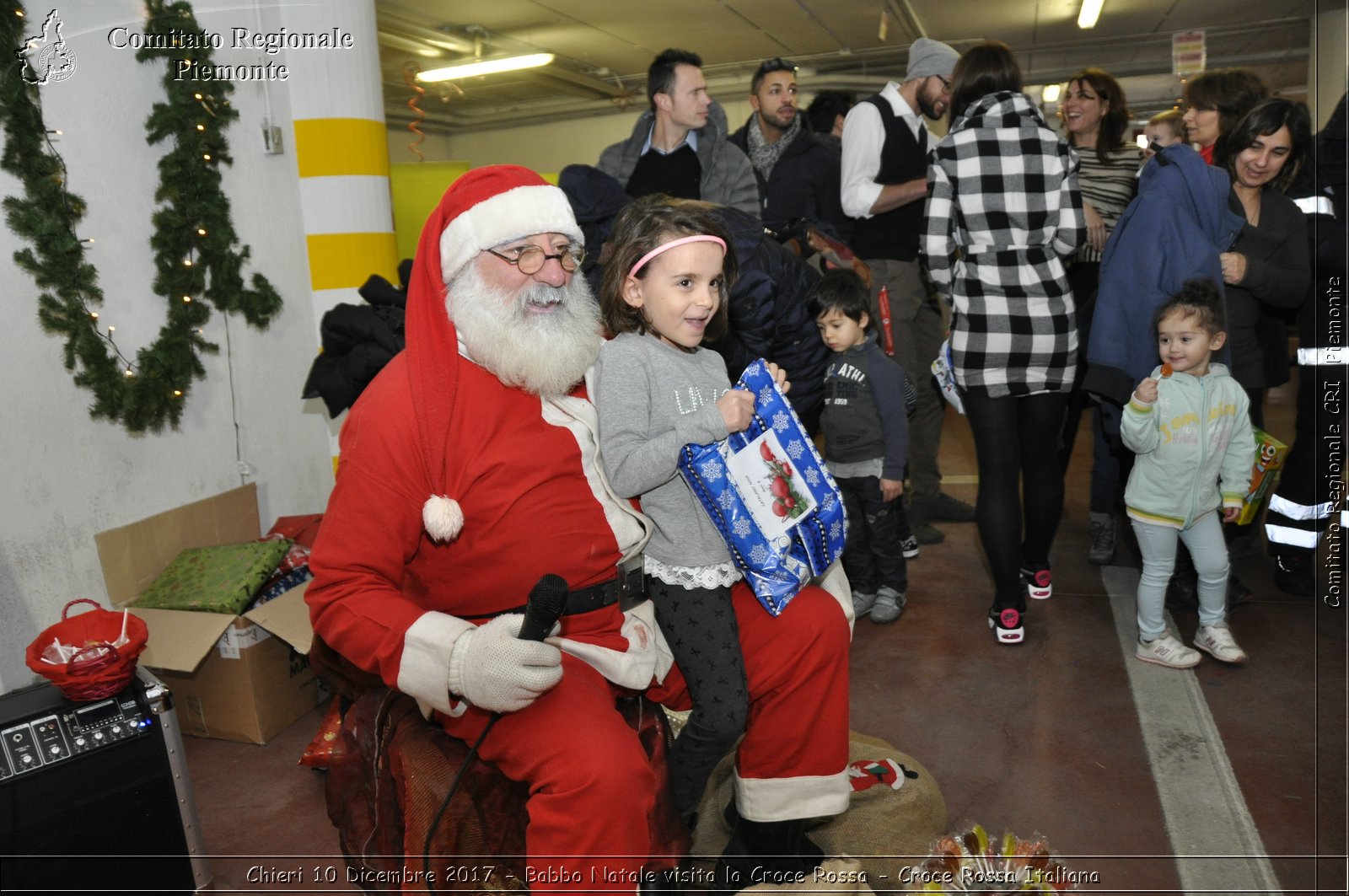 Chieri 10 Dicembre 2017 - Babbo Natale visita la Croce Rossa - Croce Rossa Italiana- Comitato Regionale del Piemonte