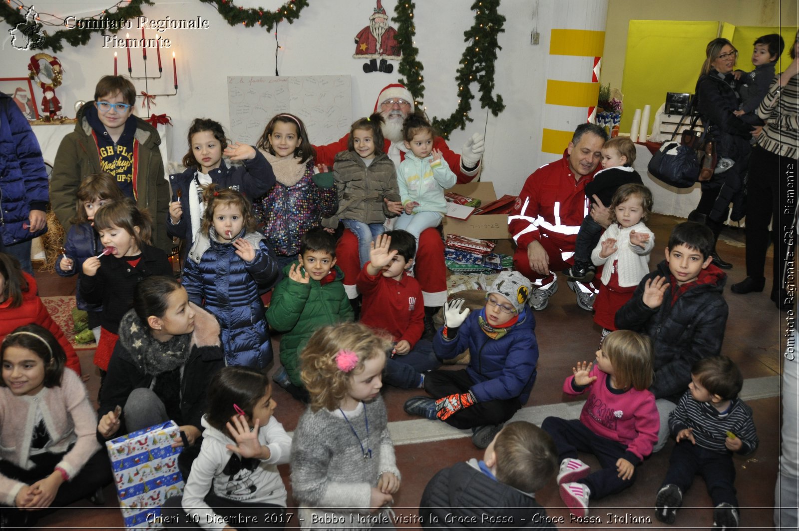 Chieri 10 Dicembre 2017 - Babbo Natale visita la Croce Rossa - Croce Rossa Italiana- Comitato Regionale del Piemonte