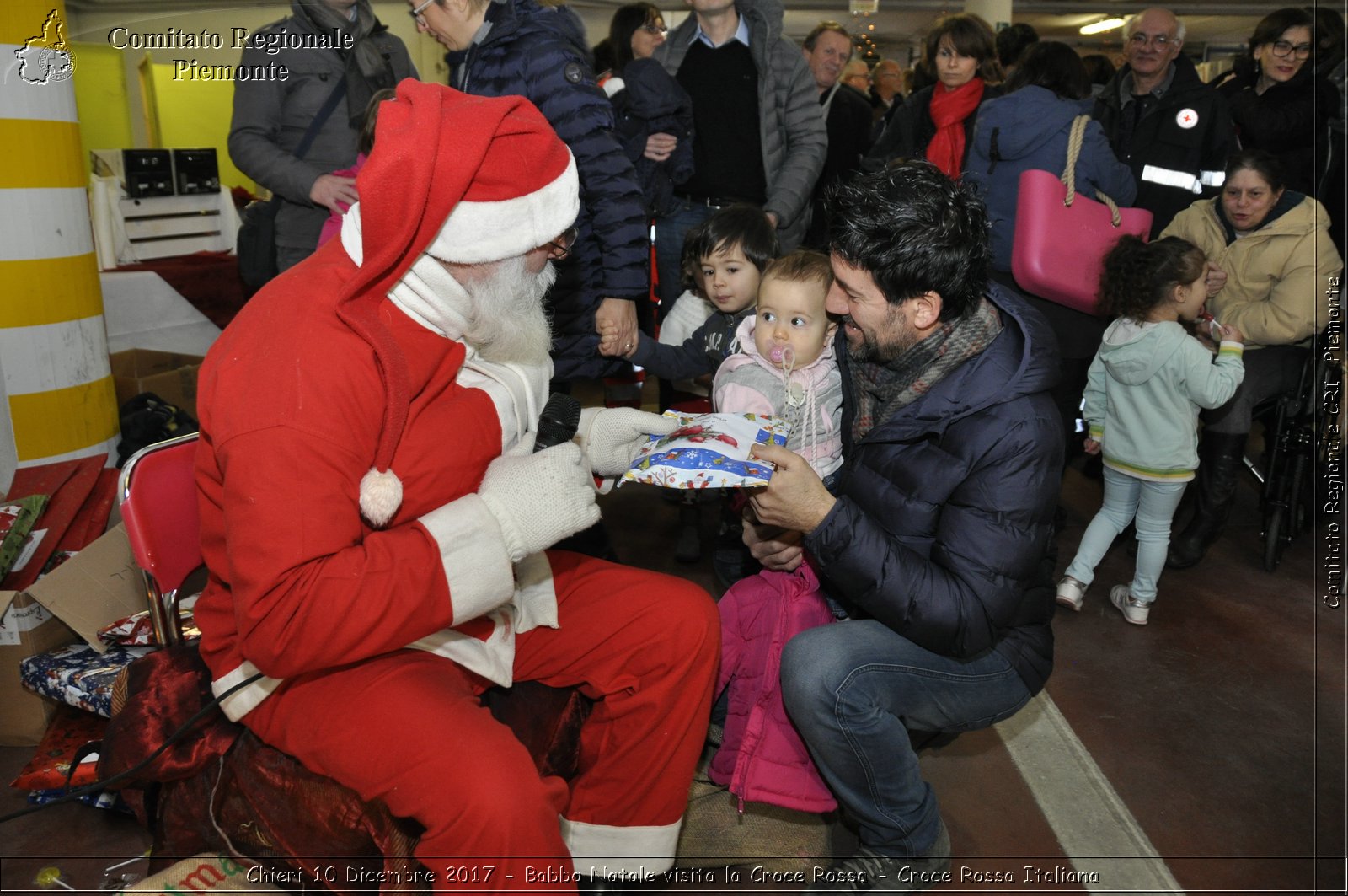 Chieri 10 Dicembre 2017 - Babbo Natale visita la Croce Rossa - Croce Rossa Italiana- Comitato Regionale del Piemonte