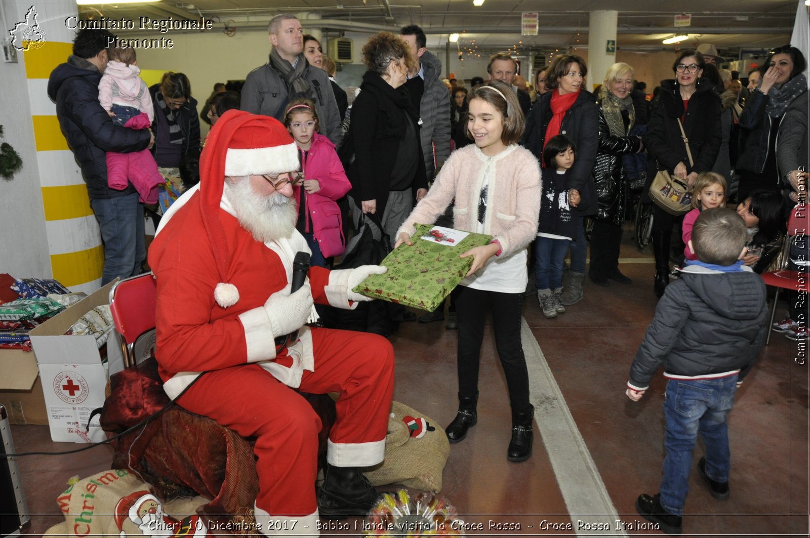 Chieri 10 Dicembre 2017 - Babbo Natale visita la Croce Rossa - Croce Rossa Italiana- Comitato Regionale del Piemonte