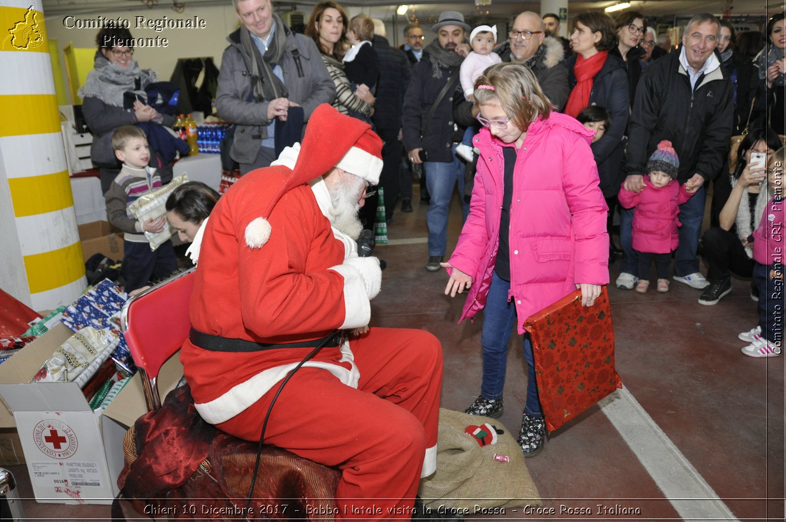 Chieri 10 Dicembre 2017 - Babbo Natale visita la Croce Rossa - Croce Rossa Italiana- Comitato Regionale del Piemonte