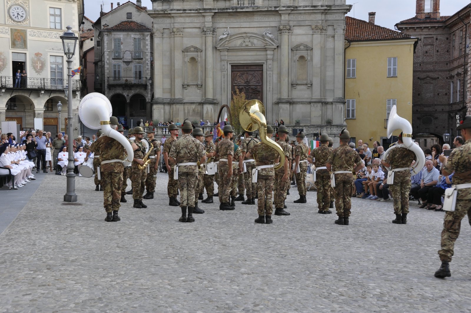 Torino 21 Settembre 2018 - 118 campo per il volo notturno del 118 - Croce Rossa Italiana- Comitato Regionale del Piemonte