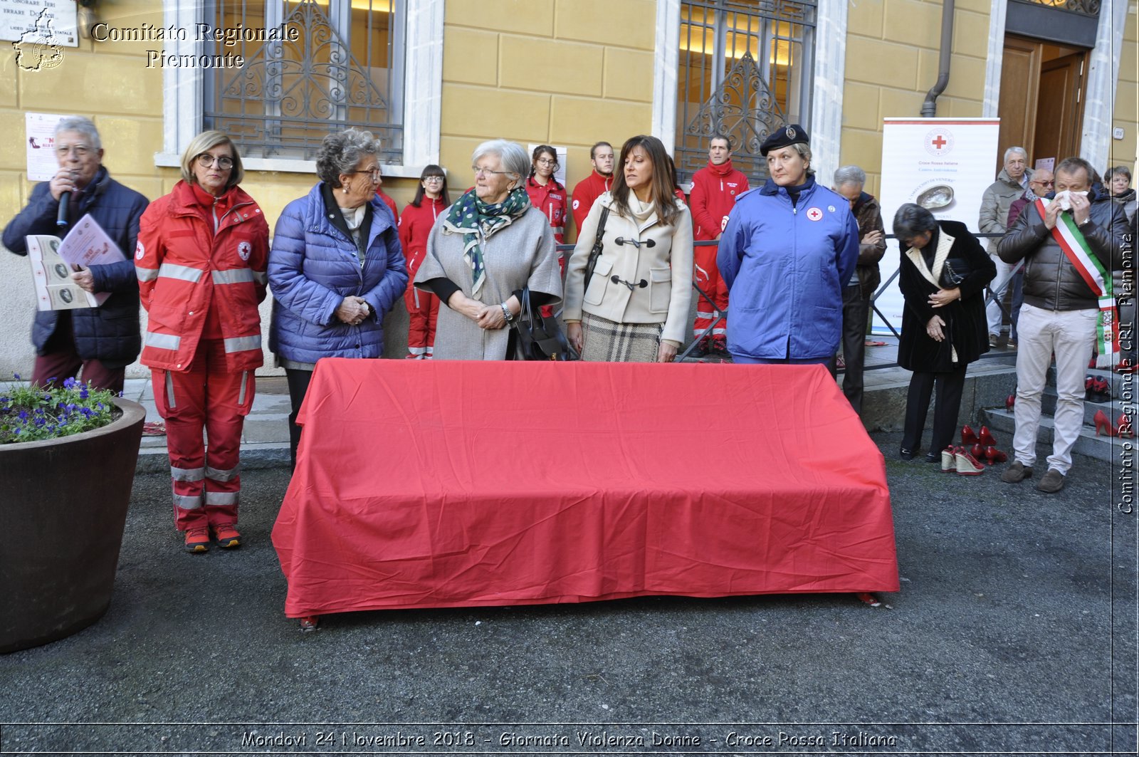 Mondovi 24 Novembre 2018 - Giornata Violenza Donne - Croce Rossa Italiana- Comitato Regionale del Piemonte