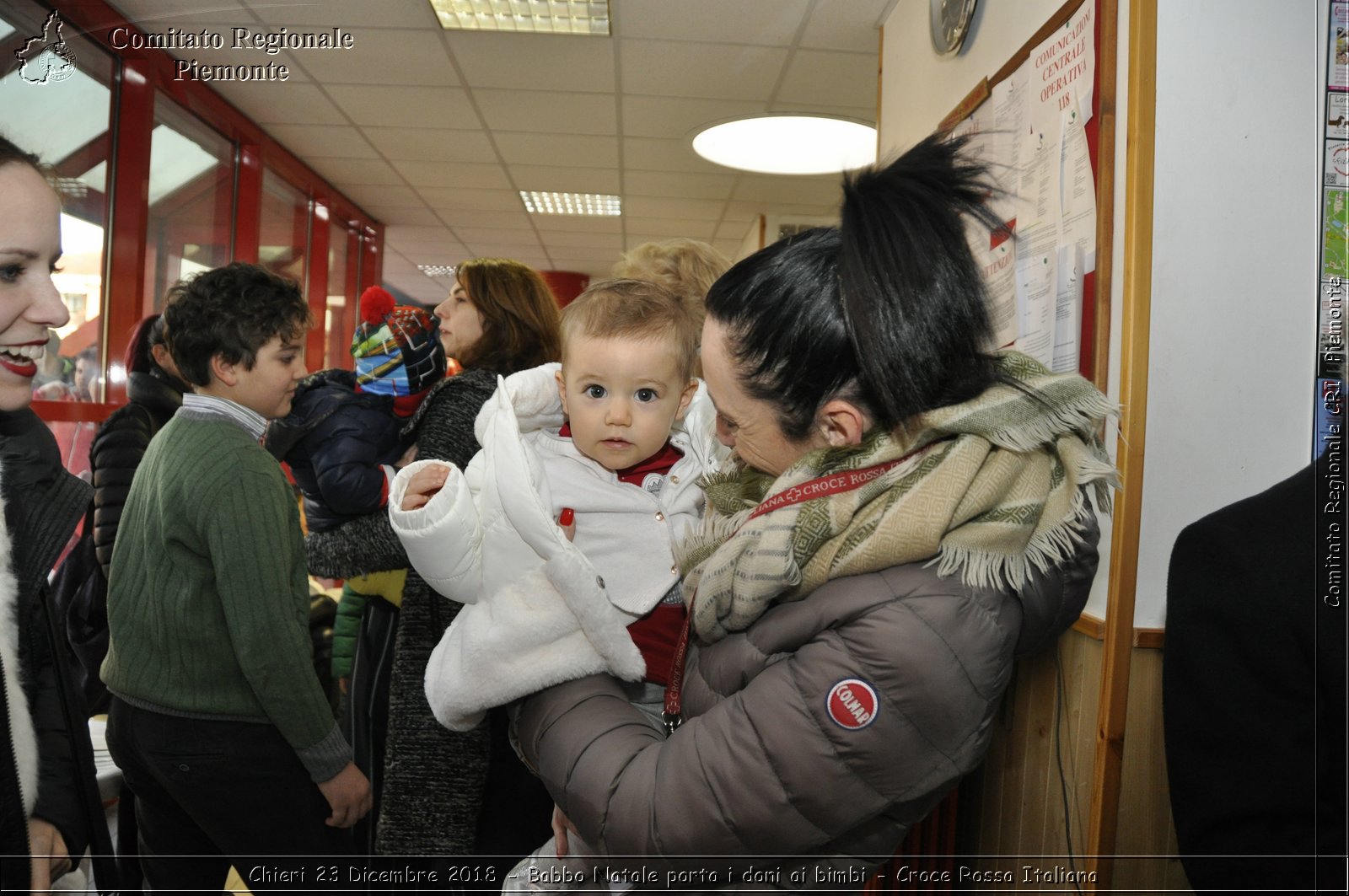 Chieri 23 Dicembre 2018 - Babbo Natale porta i dono ai bimbi - Croce Rossa Italiana- Comitato Regionale del Piemonte