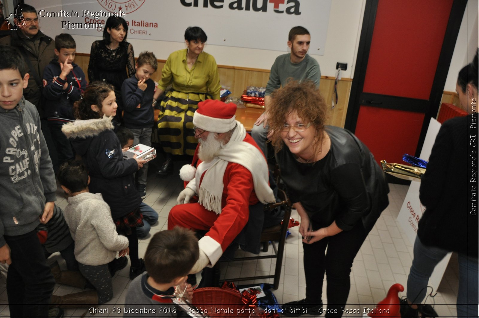 Chieri 23 Dicembre 2018 - Babbo Natale porta i dono ai bimbi - Croce Rossa Italiana- Comitato Regionale del Piemonte