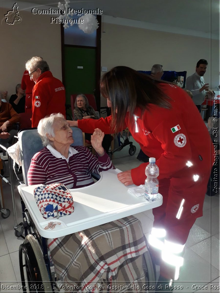 Cameri 23 Dicembre 2018 - I Volontari con gli Ospiti della Casa di Riposo - Croce Rossa Italiana- Comitato Regionale del Piemonte