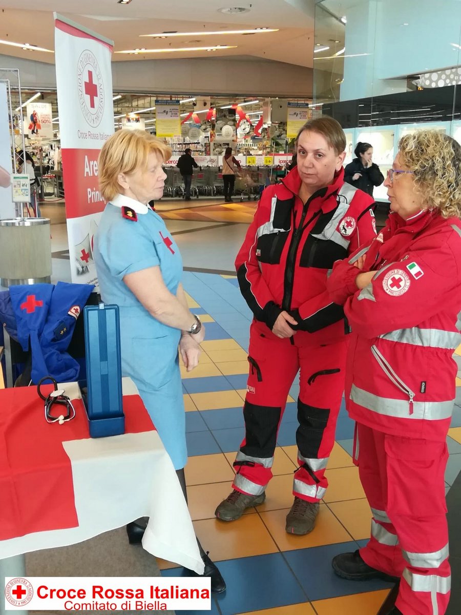 Torino 17 Febbraio 2019 - Raccolta Fondi Centri Commerciali - Croce Rossa Italiana - Comitato Regionale del Piemonte