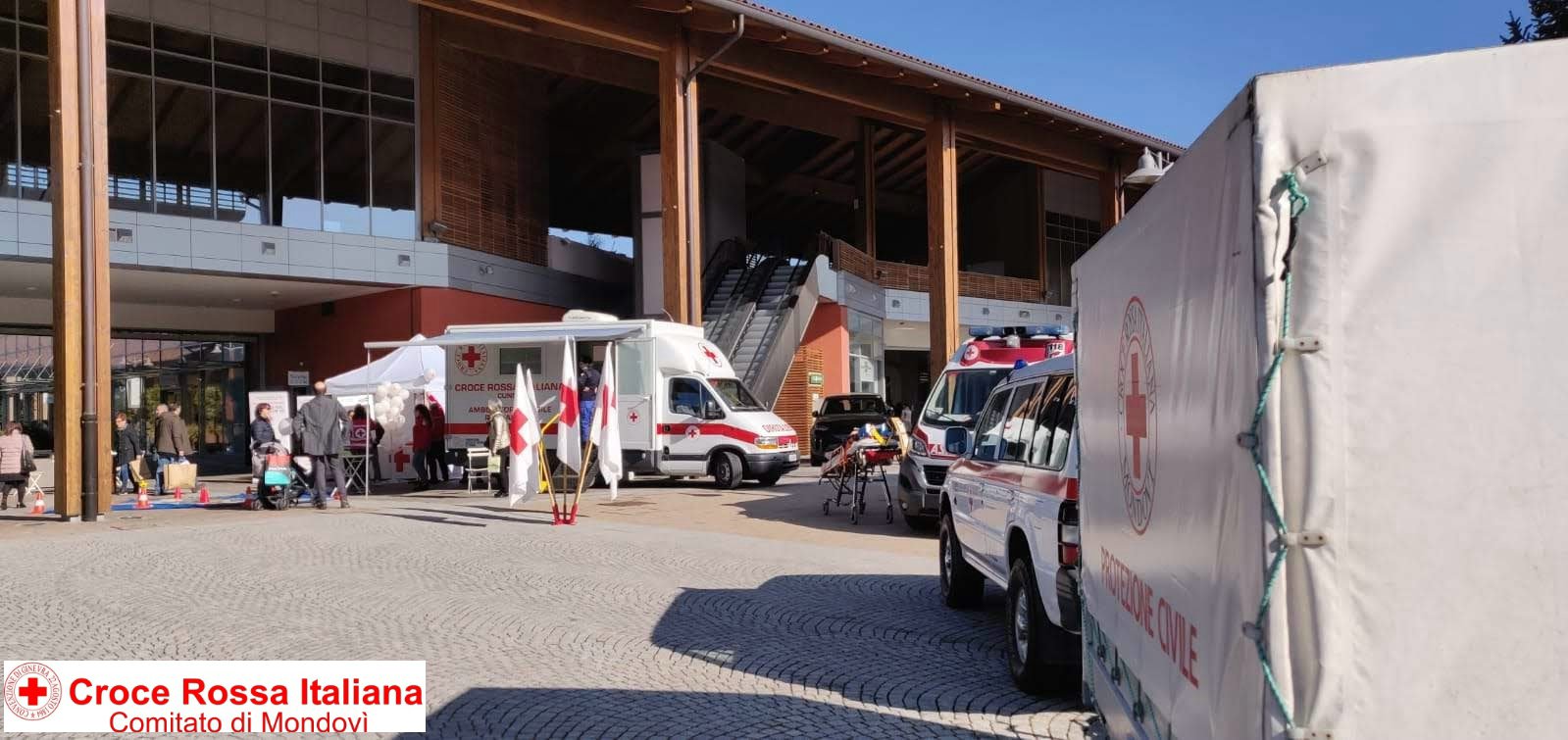 Torino 17 Febbraio 2019 - Raccolta Fondi Centri Commerciali - Croce Rossa Italiana - Comitato Regionale del Piemonte