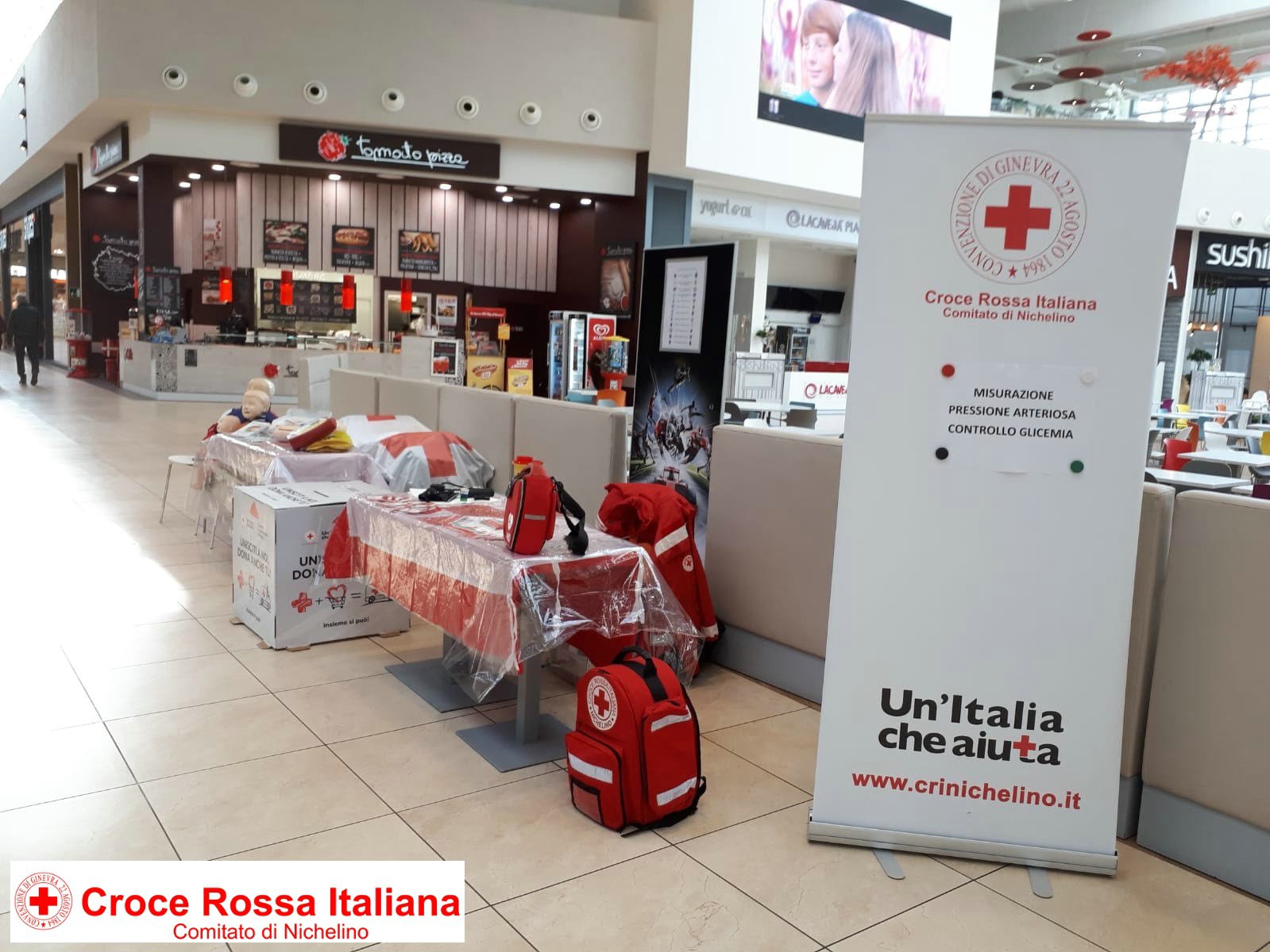 Torino 17 Febbraio 2019 - Raccolta Fondi Centri Commerciali - Croce Rossa Italiana - Comitato Regionale del Piemonte