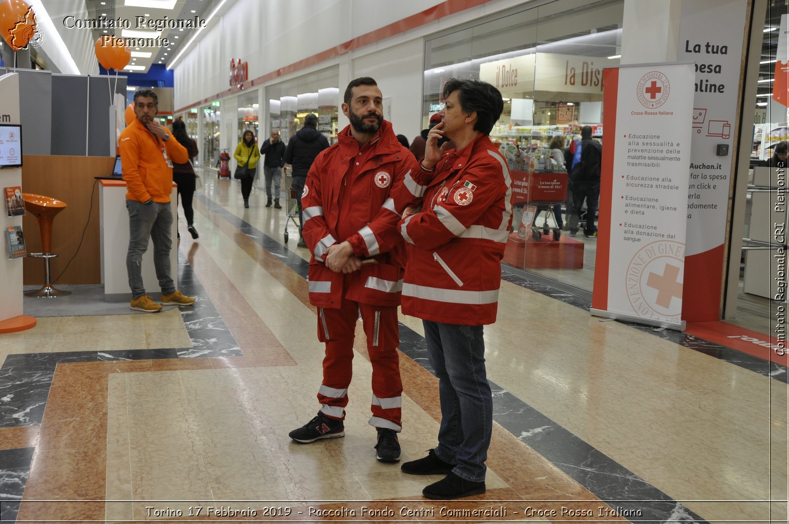 Torino 17 Febbraio 2019 - Raccolta Fondi Centri Commerciali - Croce Rossa Italiana - Comitato Regionale del Piemonte