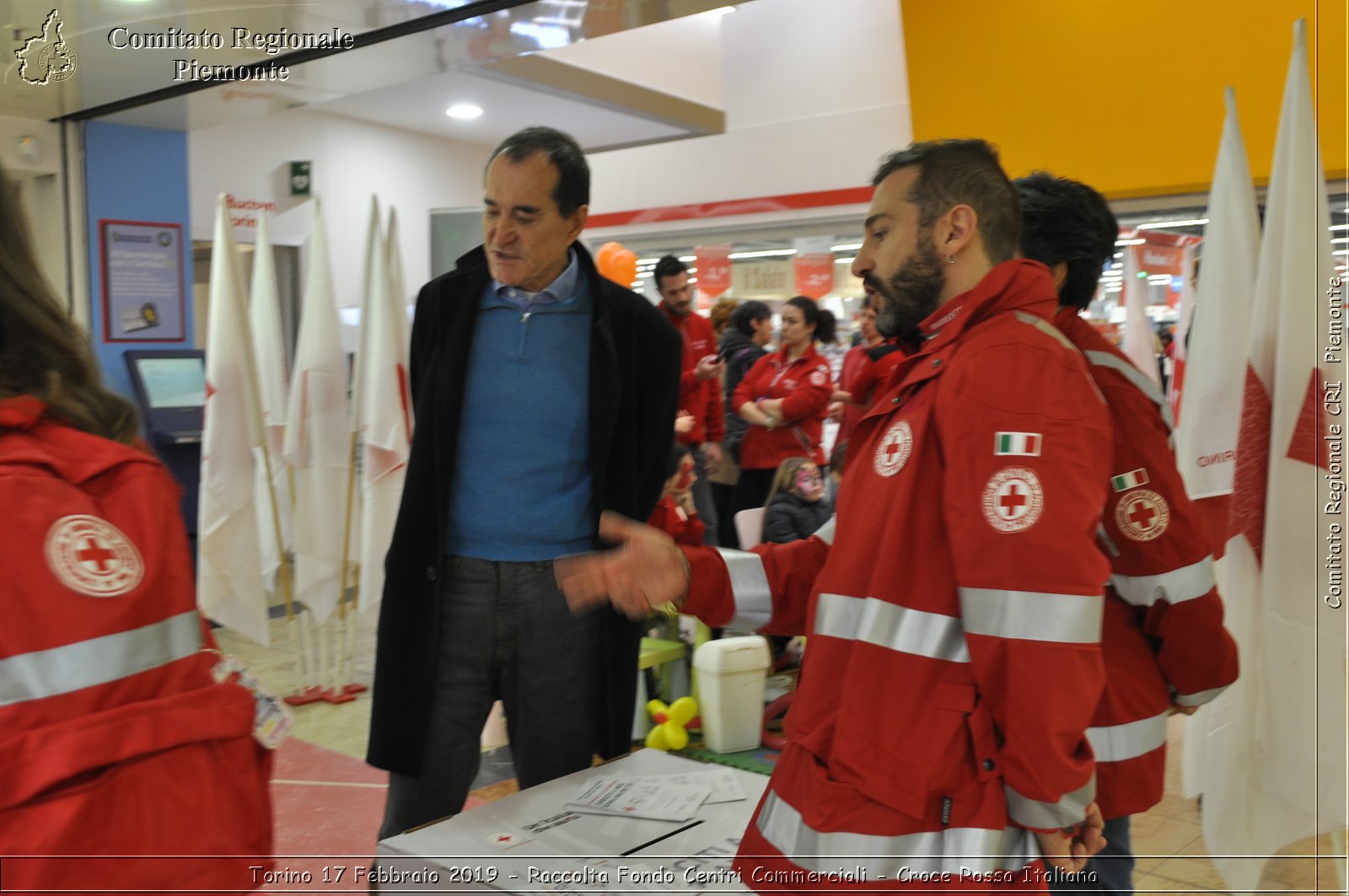 Torino 17 Febbraio 2019 - Raccolta Fondi Centri Commerciali - Croce Rossa Italiana - Comitato Regionale del Piemonte