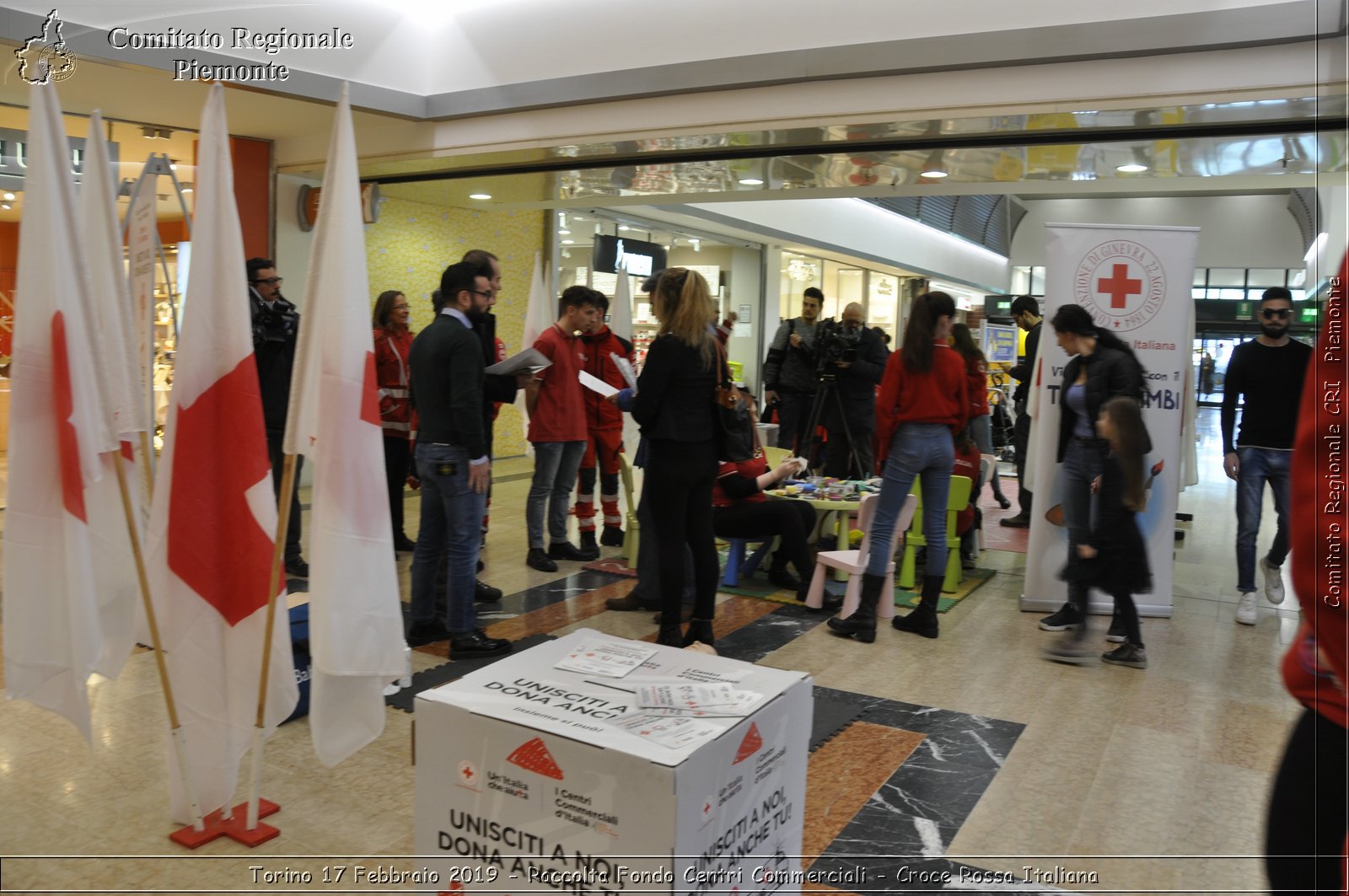 Torino 17 Febbraio 2019 - Raccolta Fondi Centri Commerciali - Croce Rossa Italiana - Comitato Regionale del Piemonte