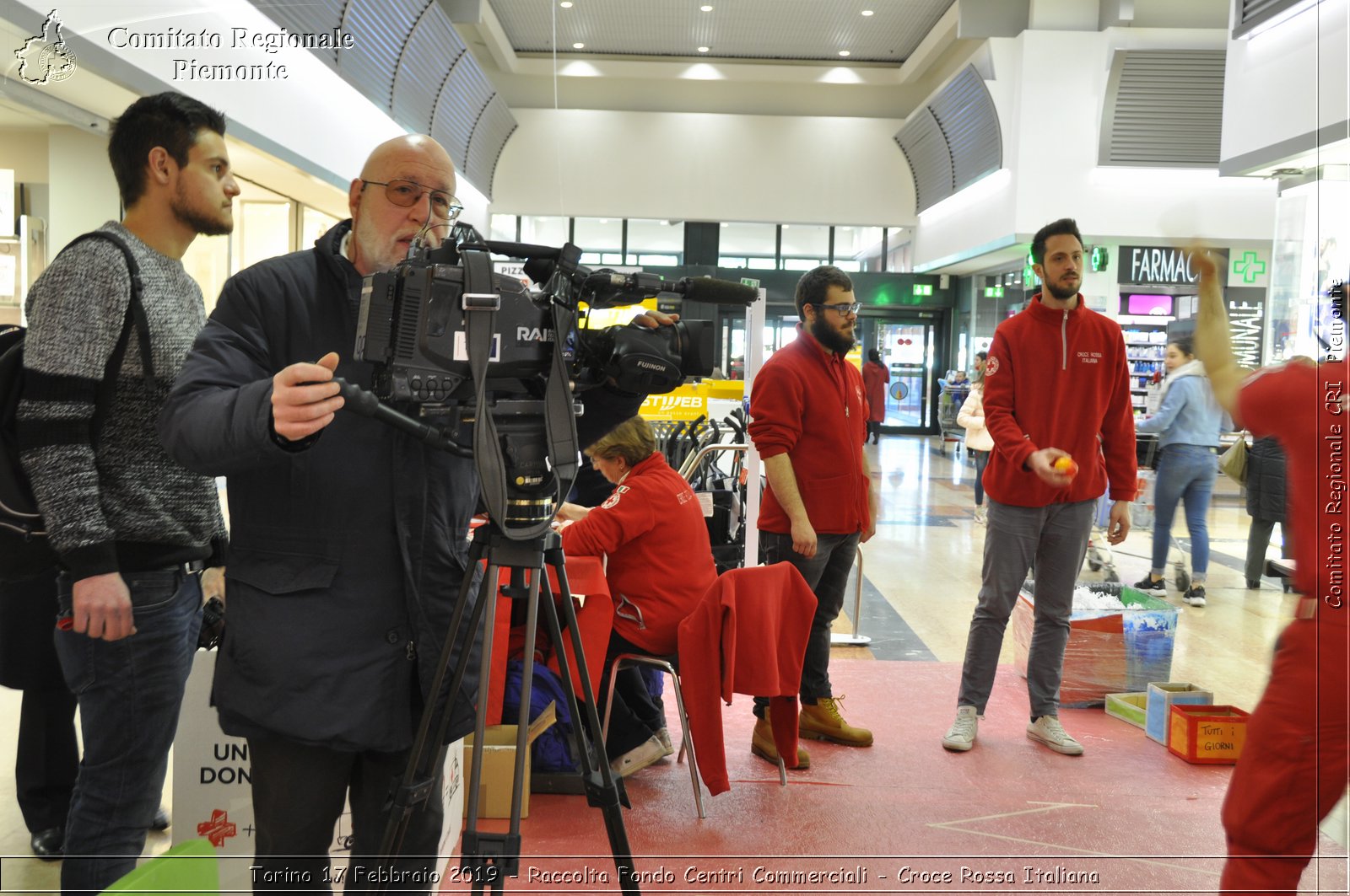 Torino 17 Febbraio 2019 - Raccolta Fondi Centri Commerciali - Croce Rossa Italiana - Comitato Regionale del Piemonte