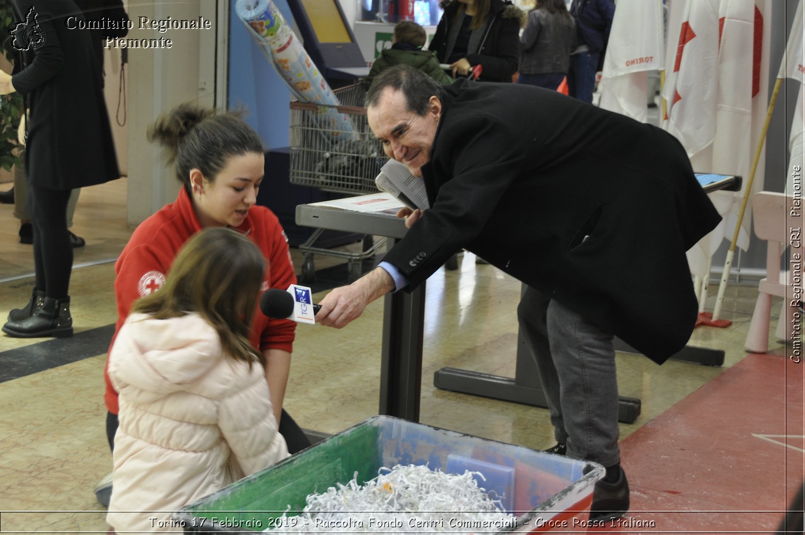 Torino 17 Febbraio 2019 - Raccolta Fondi Centri Commerciali - Croce Rossa Italiana - Comitato Regionale del Piemonte