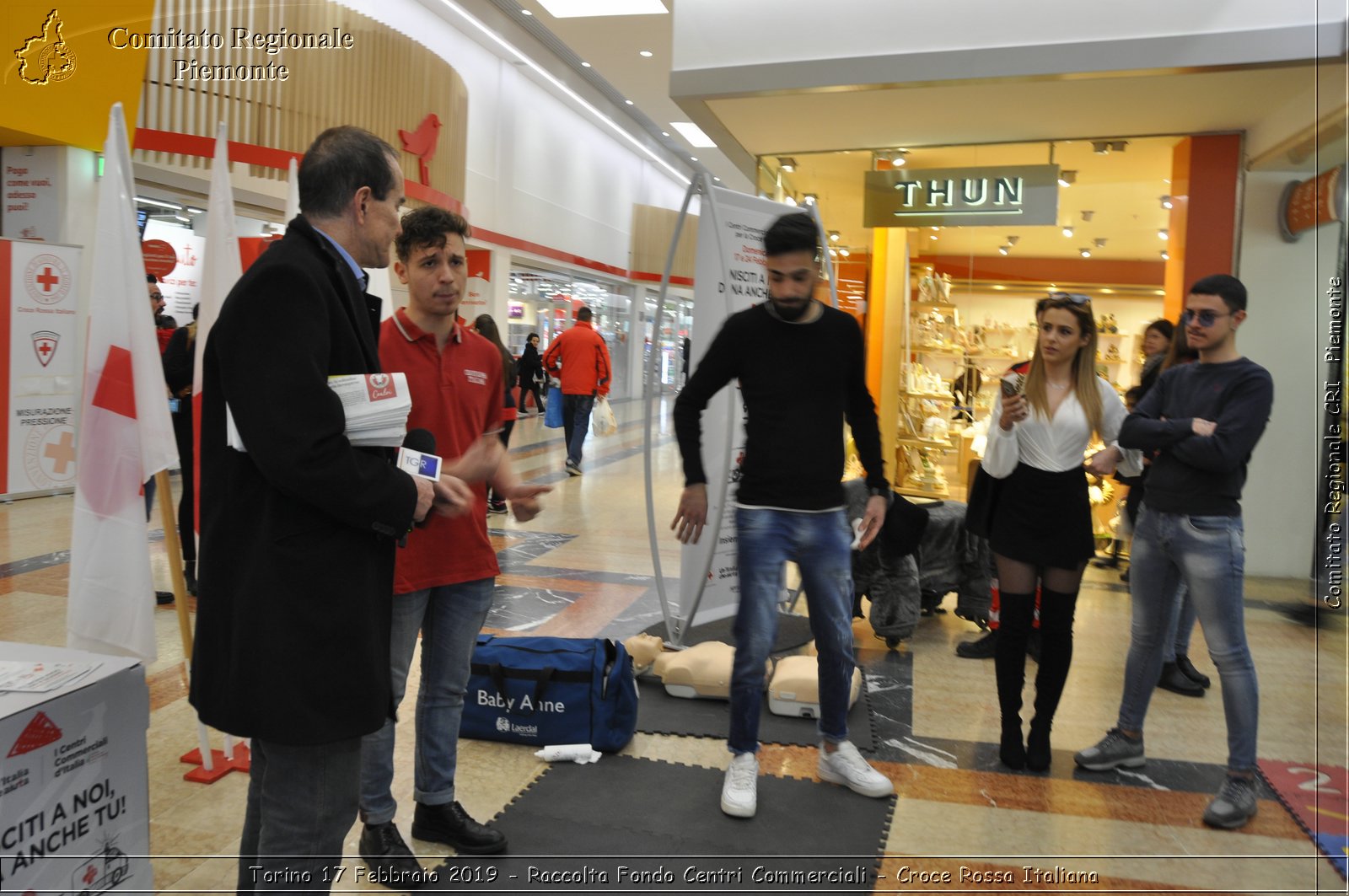 Torino 17 Febbraio 2019 - Raccolta Fondi Centri Commerciali - Croce Rossa Italiana - Comitato Regionale del Piemonte