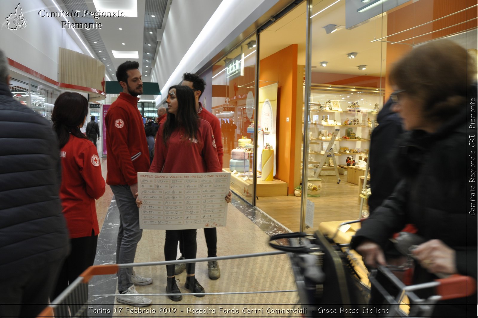 Torino 17 Febbraio 2019 - Raccolta Fondi Centri Commerciali - Croce Rossa Italiana - Comitato Regionale del Piemonte