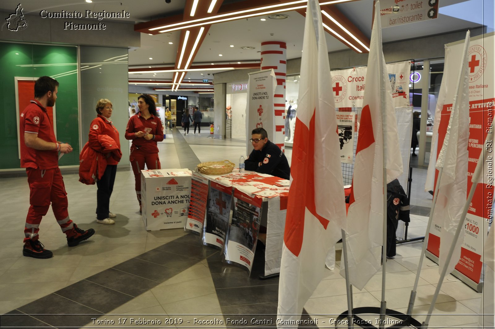 Torino 17 Febbraio 2019 - Raccolta Fondi Centri Commerciali - Croce Rossa Italiana - Comitato Regionale del Piemonte