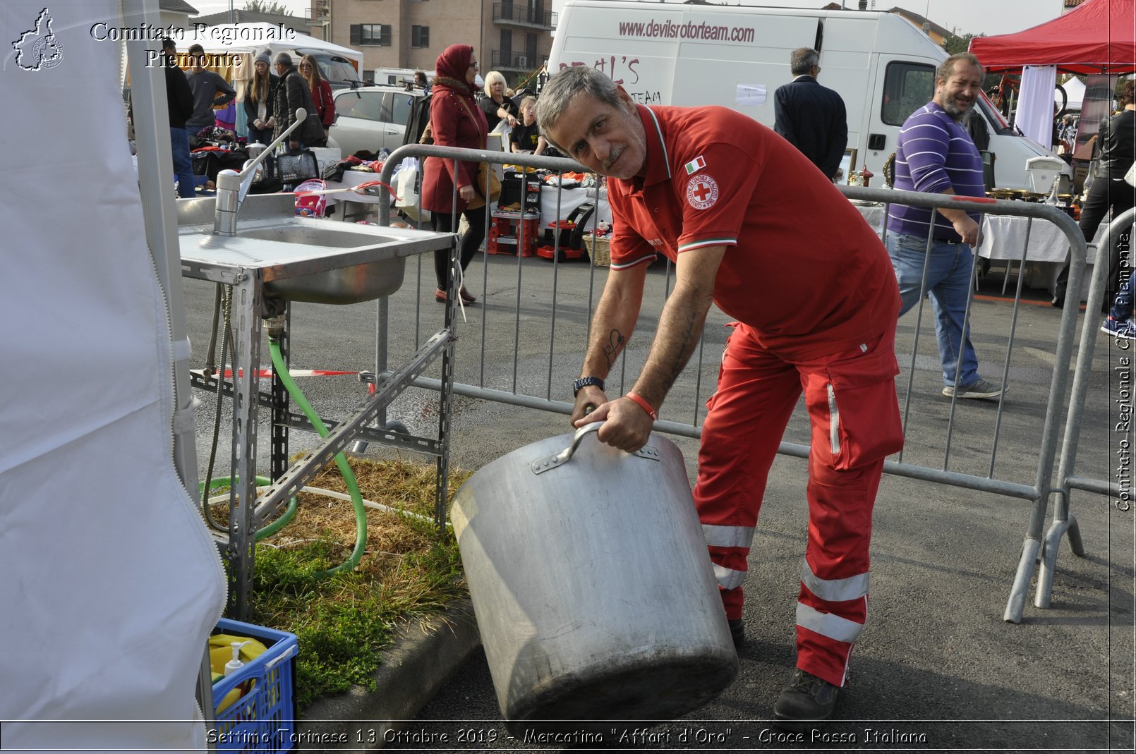 Settimo Torinese 13 Ottobre 2019 - Mercatino "Affari d'Oro" - Croce Rossa Italiana