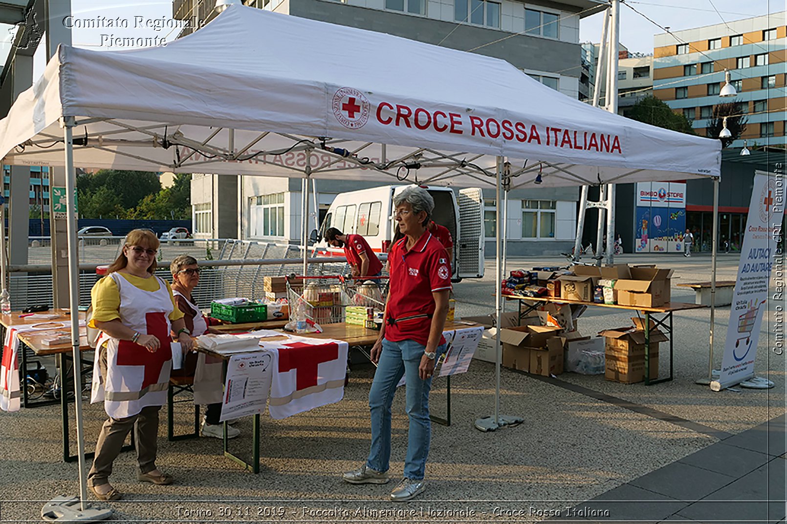 Torino 30 11 2019 - Raccolta Alimentare Nazionale - Croce Rossa Italiana