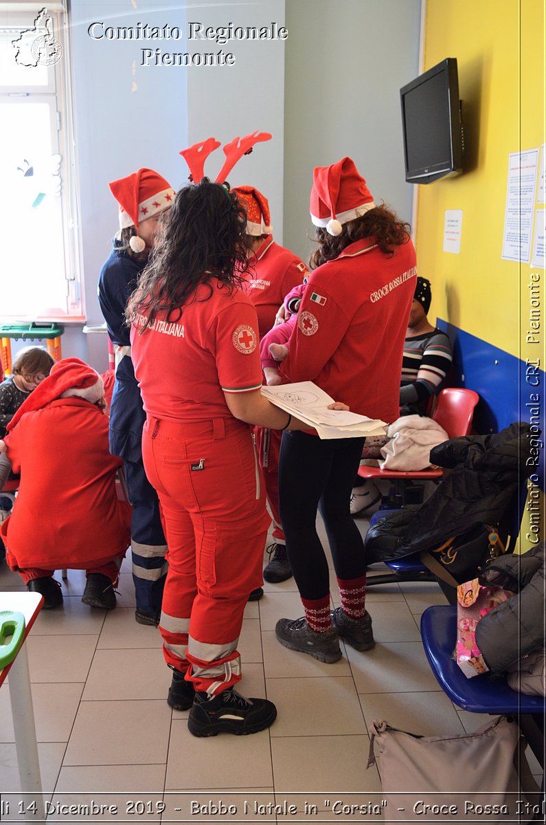 Rivoli 14 Dicembre 2019 - Babbo Natale in "Corsia" - Croce Rossa Italiana