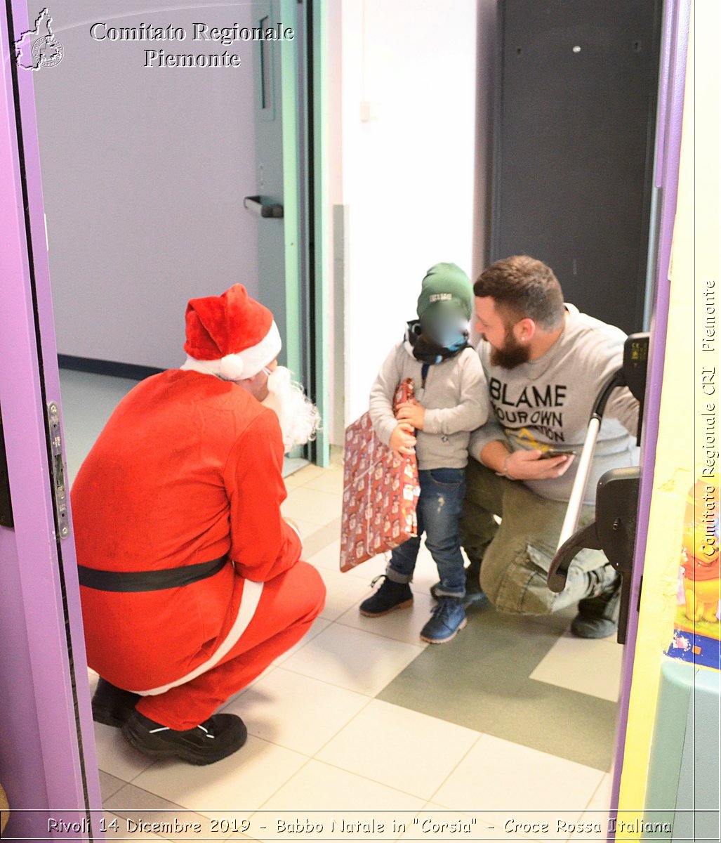 Rivoli 14 Dicembre 2019 - Babbo Natale in "Corsia" - Croce Rossa Italiana