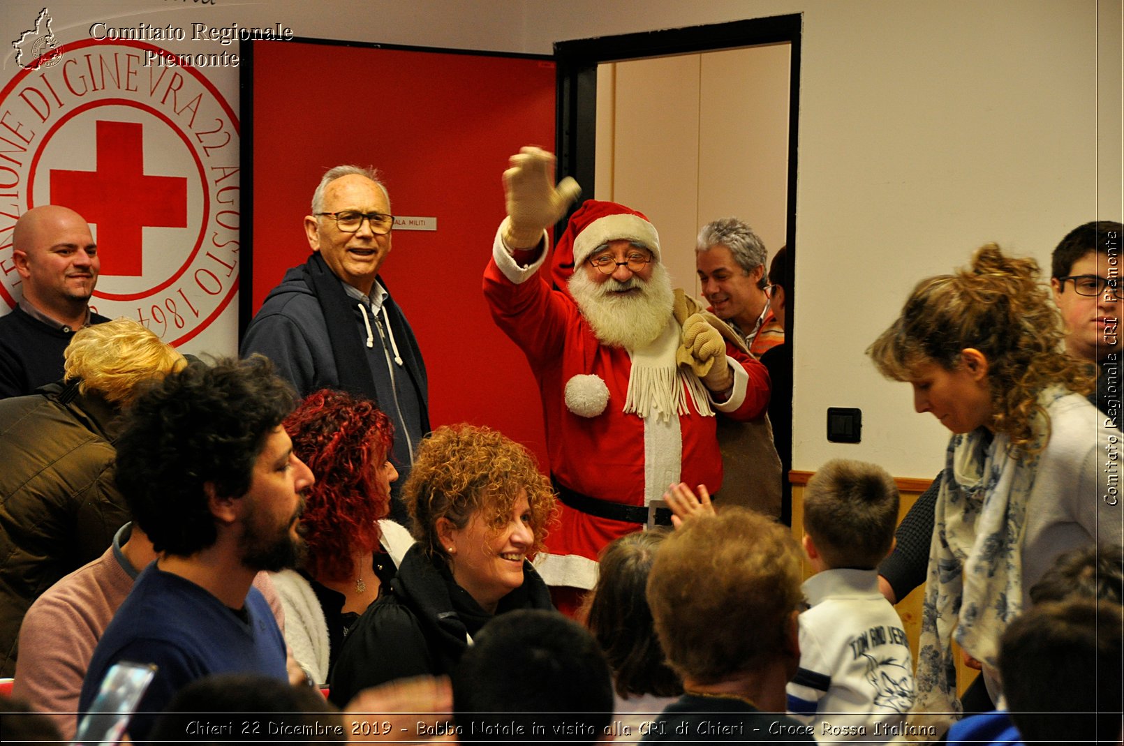 Chieri 22 Dicembre 2019 - Babbo Natale in visita alla CRI di Chieri - Croce Rossa Italiana