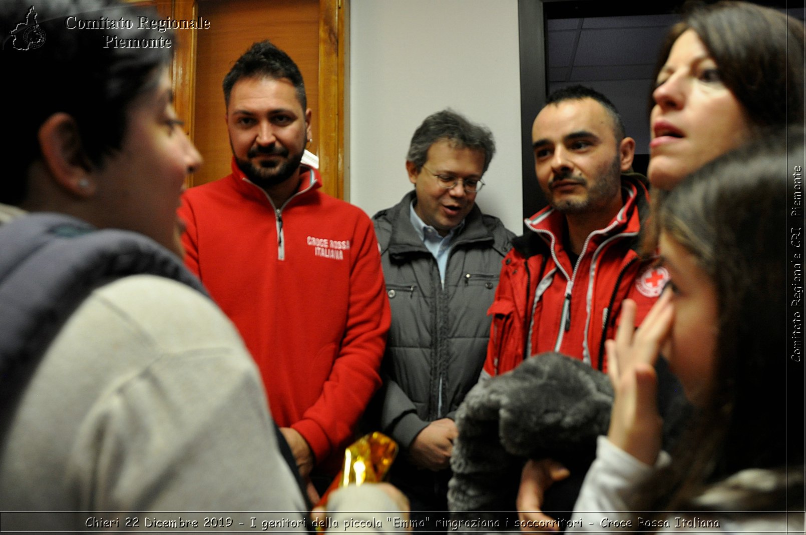 Chieri 22 Dicembre 2019 - I genitori della piccola Emma ringraziano i soccorritori - Croce Rossa Italiana