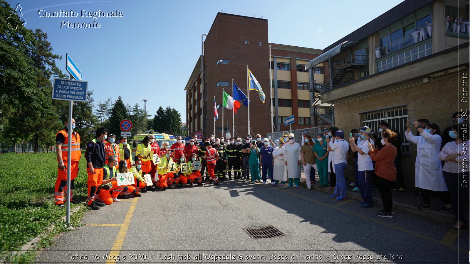 Torino 26 Maggio 2020 - Flash mob all'Ospedale Giovanni Bosco di Torino - Croce Rossa Italiana