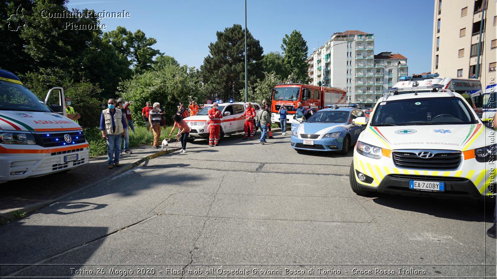 Torino 26 Maggio 2020 - Flash mob all'Ospedale Giovanni Bosco di Torino - Croce Rossa Italiana