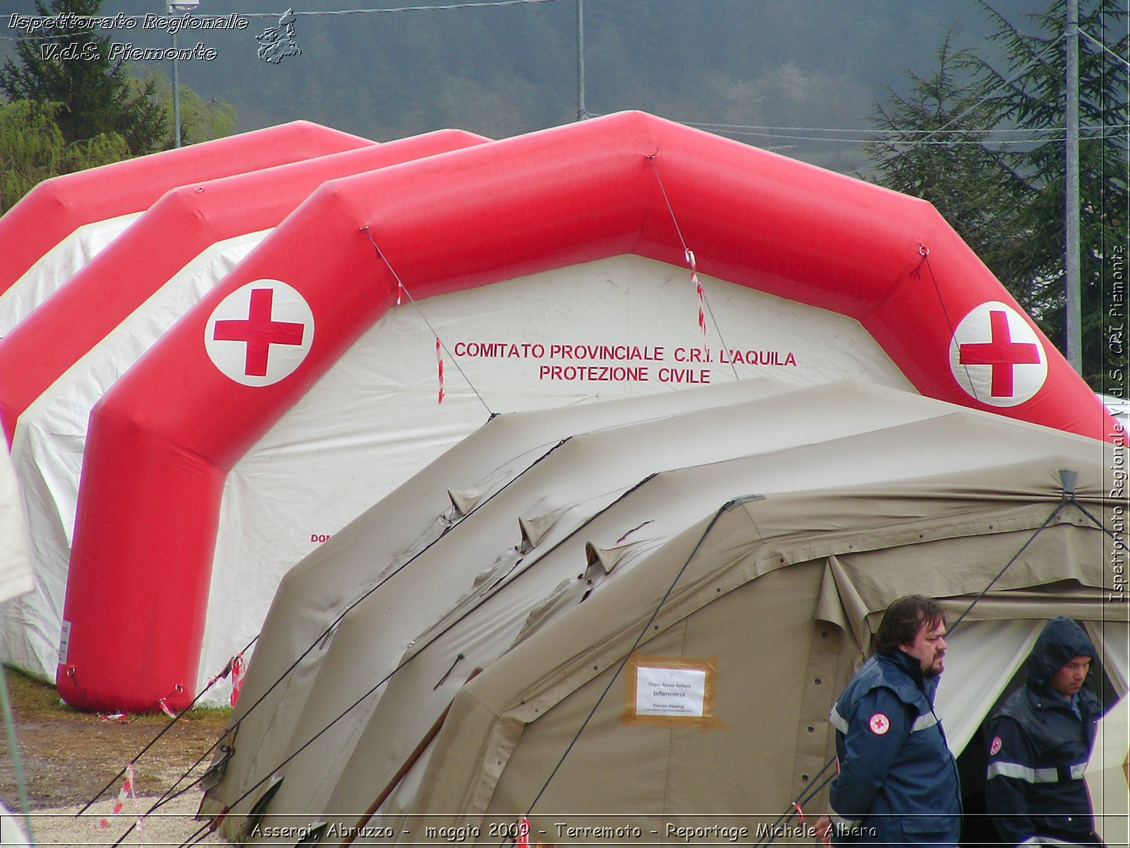 Assergi, Abruzzo -  maggio 2009 - Terremoto - Reportage Michele Albera -  Croce Rossa Italiana - Ispettorato Regionale Volontari del Soccorso Piemonte