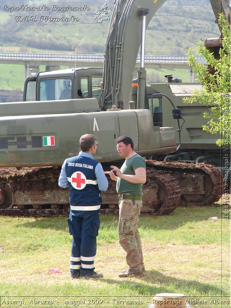 Assergi, Abruzzo -  maggio 2009 - Terremoto - Reportage Michele Albera -  Croce Rossa Italiana - Ispettorato Regionale Volontari del Soccorso Piemonte