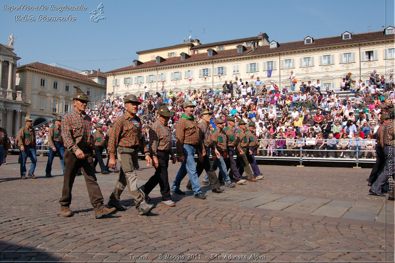 Torino  - 8 Maggio 2011 - 84a Adunata Nazionale Alpini -  Croce Rossa Italiana - Ispettorato Regionale Volontari del Soccorso Piemonte
