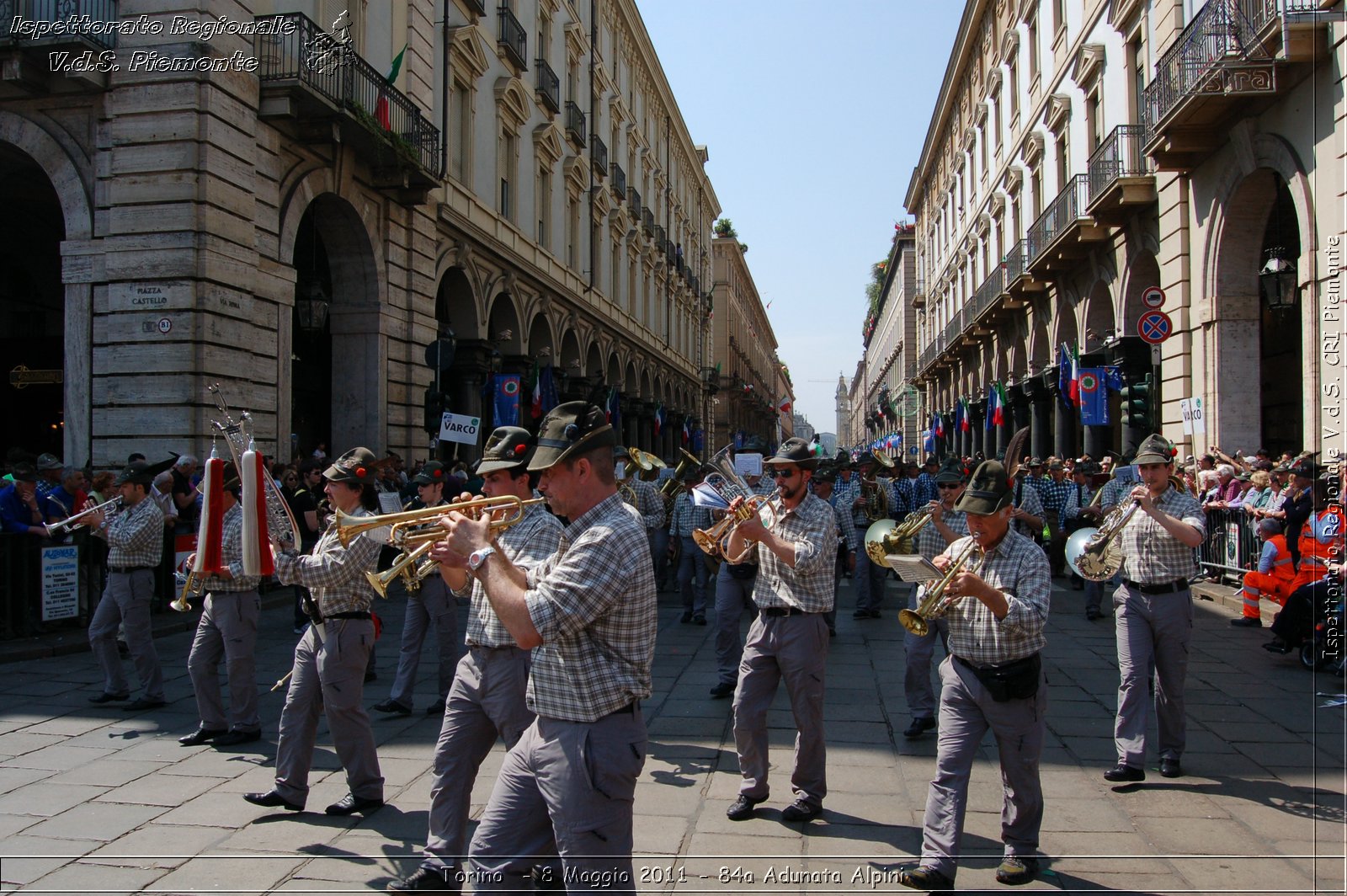 Torino  - 8 Maggio 2011 - 84a Adunata Nazionale Alpini -  Croce Rossa Italiana - Ispettorato Regionale Volontari del Soccorso Piemonte