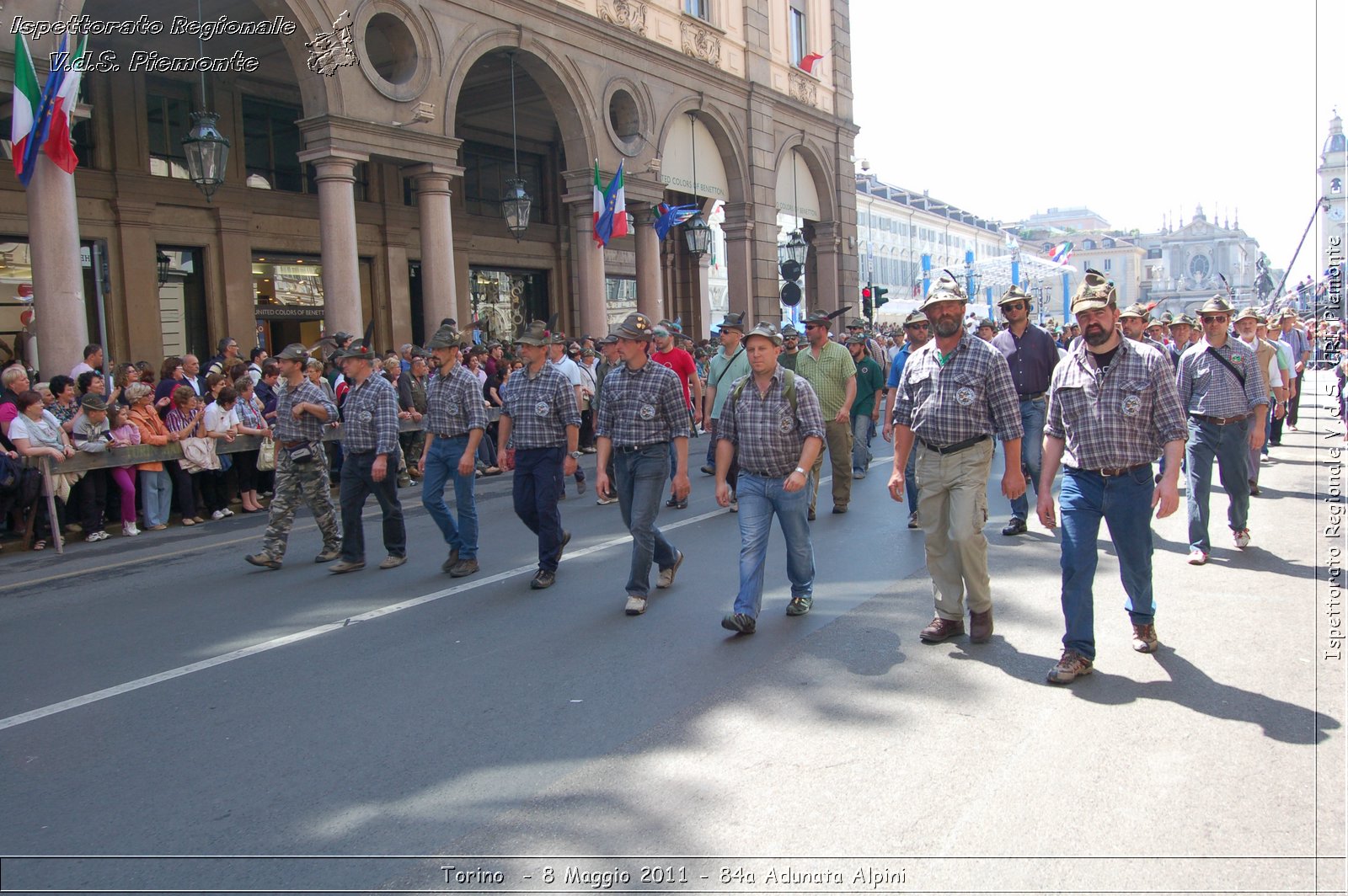 Torino  - 8 Maggio 2011 - 84a Adunata Nazionale Alpini -  Croce Rossa Italiana - Ispettorato Regionale Volontari del Soccorso Piemonte