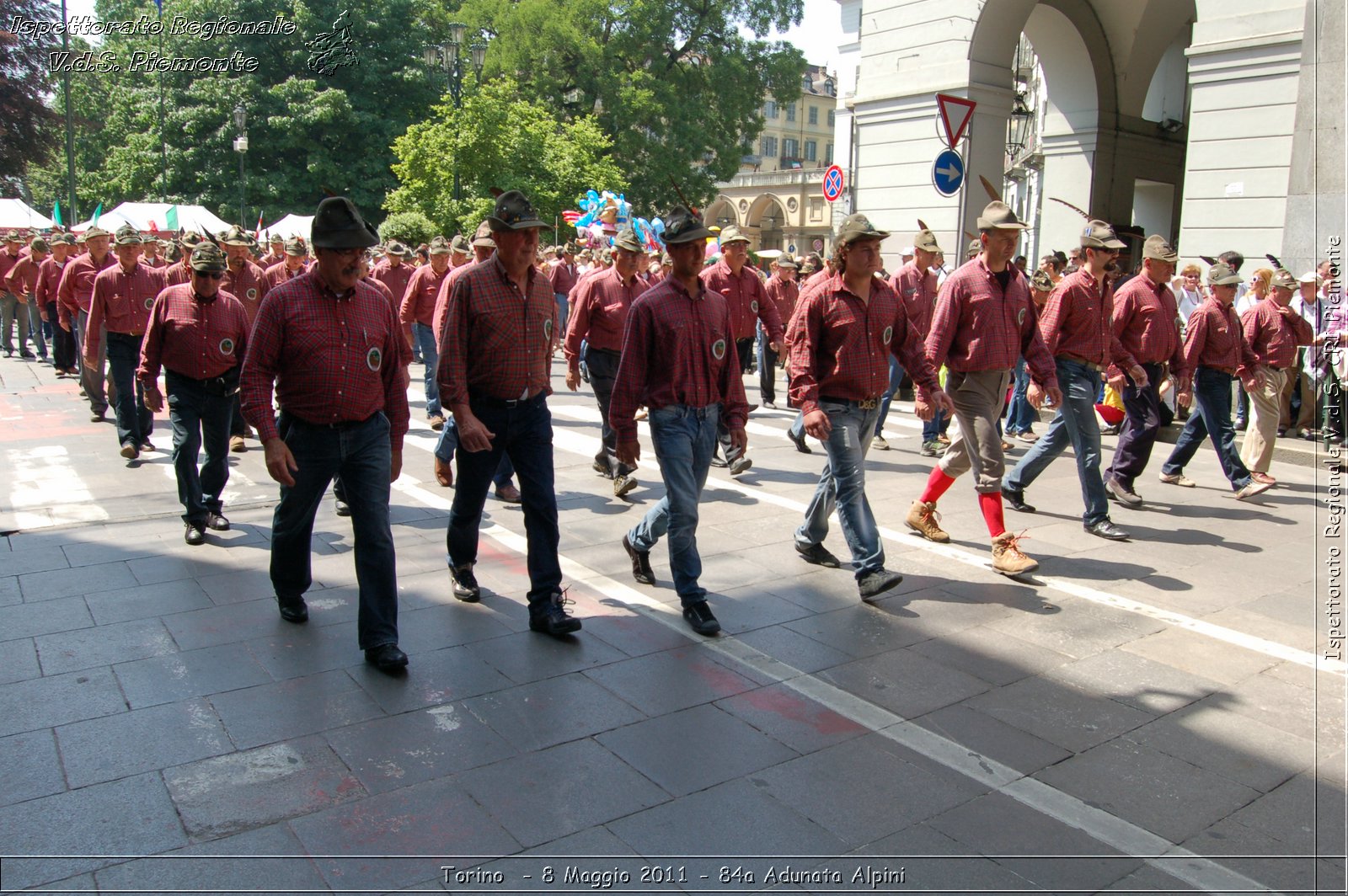 Torino  - 8 Maggio 2011 - 84a Adunata Nazionale Alpini -  Croce Rossa Italiana - Ispettorato Regionale Volontari del Soccorso Piemonte
