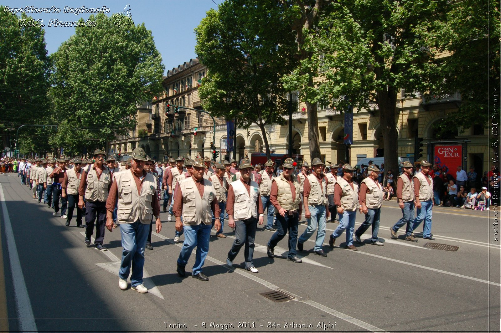 Torino  - 8 Maggio 2011 - 84a Adunata Nazionale Alpini -  Croce Rossa Italiana - Ispettorato Regionale Volontari del Soccorso Piemonte