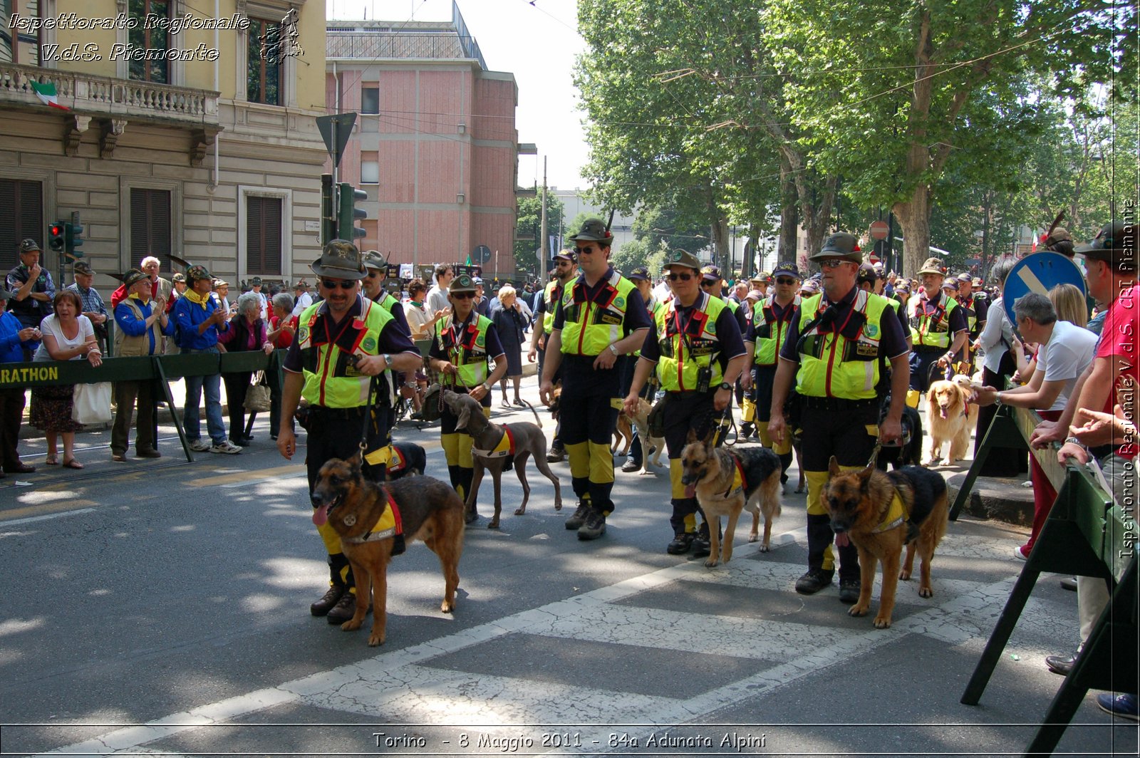 Torino  - 8 Maggio 2011 - 84a Adunata Nazionale Alpini -  Croce Rossa Italiana - Ispettorato Regionale Volontari del Soccorso Piemonte