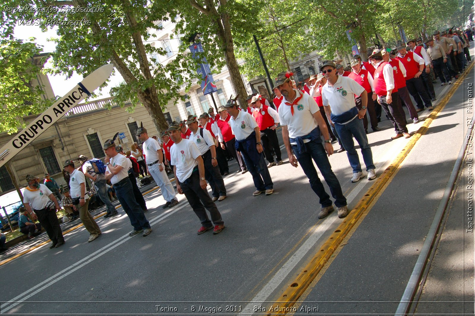 Torino  - 8 Maggio 2011 - 84a Adunata Nazionale Alpini -  Croce Rossa Italiana - Ispettorato Regionale Volontari del Soccorso Piemonte