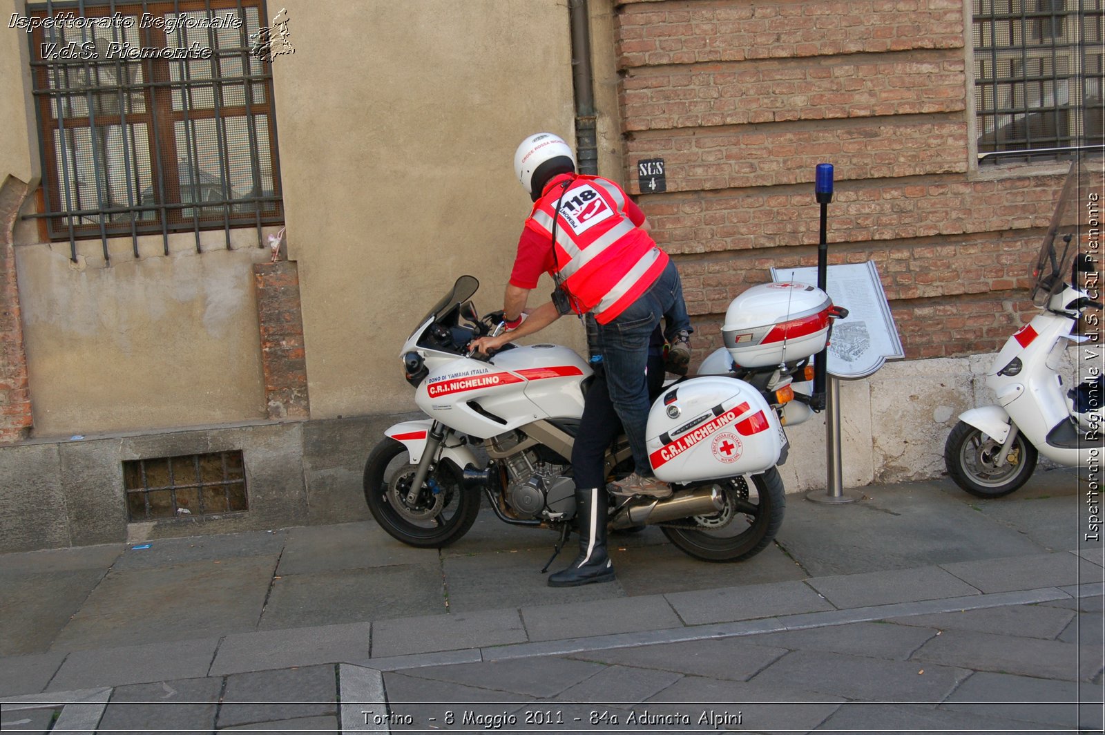 Torino  - 8 Maggio 2011 - 84a Adunata Nazionale Alpini -  Croce Rossa Italiana - Ispettorato Regionale Volontari del Soccorso Piemonte