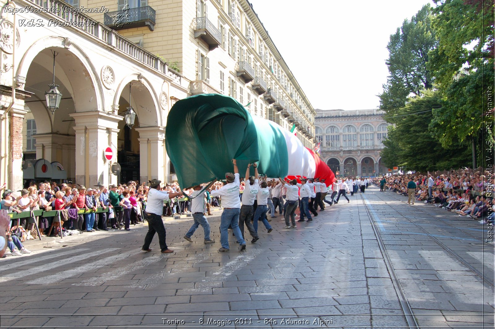 Torino  - 8 Maggio 2011 - 84a Adunata Nazionale Alpini -  Croce Rossa Italiana - Ispettorato Regionale Volontari del Soccorso Piemonte