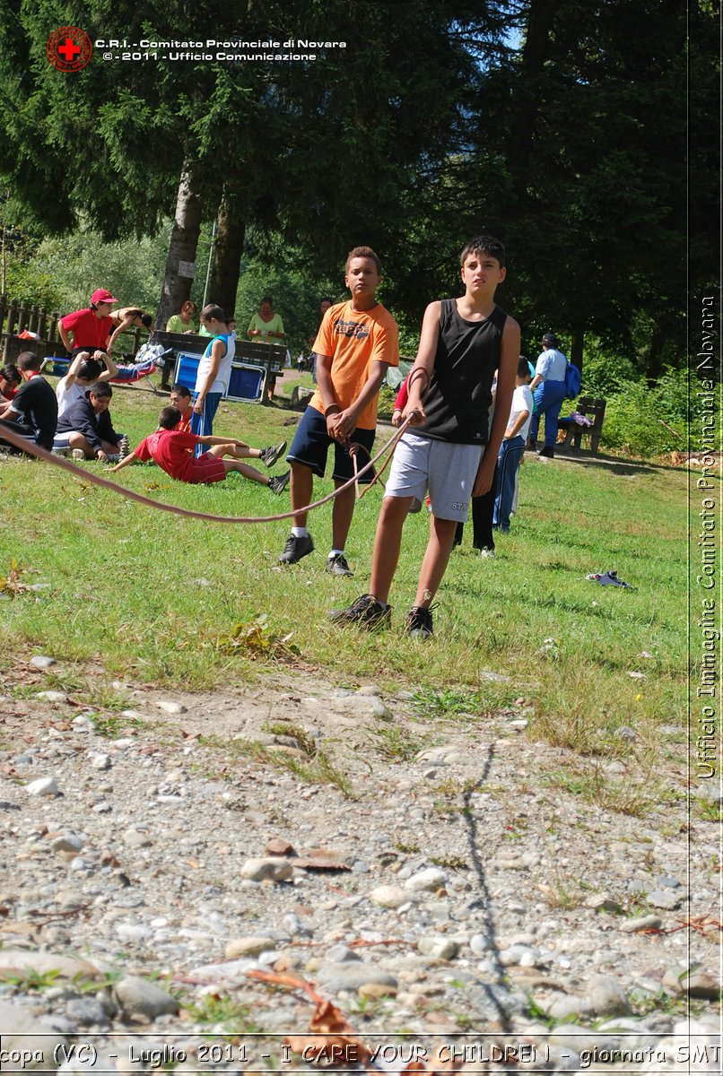 Scopa (VC) - Luglio 2011 - I CARE YOUR CHILDREN - giornata con operatori SMTS (Soccorsi con Mezzi e Tecniche Speciali)  -  Croce Rossa Italiana - Ufficio Immagine Comitato Provinciale Novara