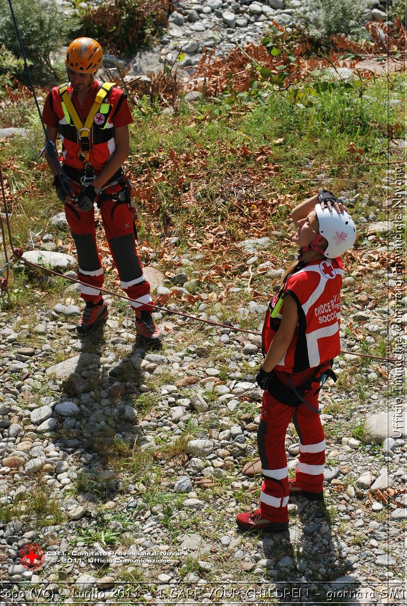 Scopa (VC) - Luglio 2011 - I CARE YOUR CHILDREN - giornata con operatori SMTS (Soccorsi con Mezzi e Tecniche Speciali)  -  Croce Rossa Italiana - Ufficio Immagine Comitato Provinciale Novara
