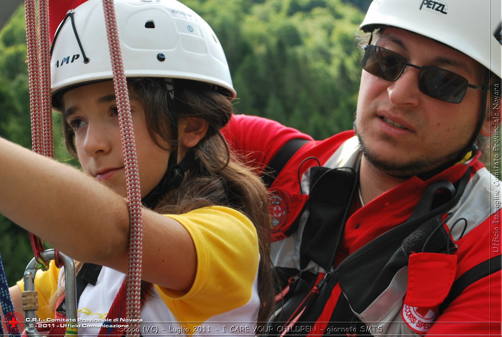 Scopa (VC) - Luglio 2011 - I CARE YOUR CHILDREN - giornata con operatori SMTS (Soccorsi con Mezzi e Tecniche Speciali)  -  Croce Rossa Italiana - Ufficio Immagine Comitato Provinciale Novara